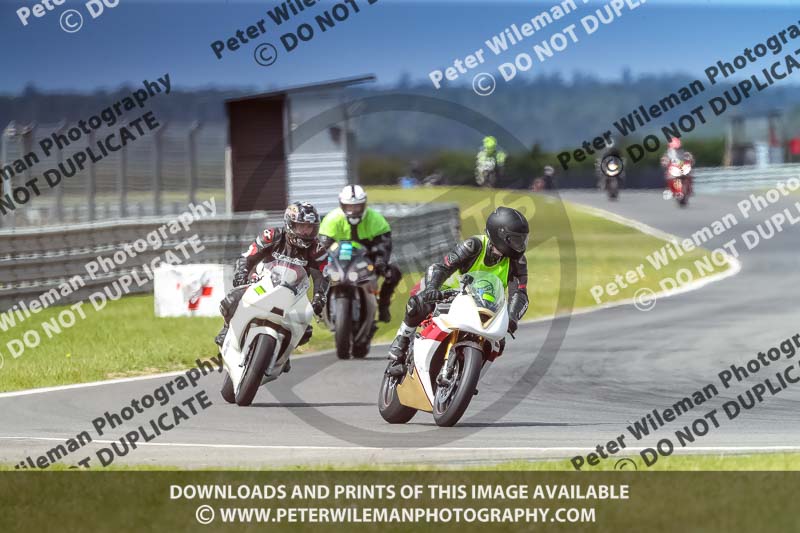 enduro digital images;event digital images;eventdigitalimages;no limits trackdays;peter wileman photography;racing digital images;snetterton;snetterton no limits trackday;snetterton photographs;snetterton trackday photographs;trackday digital images;trackday photos